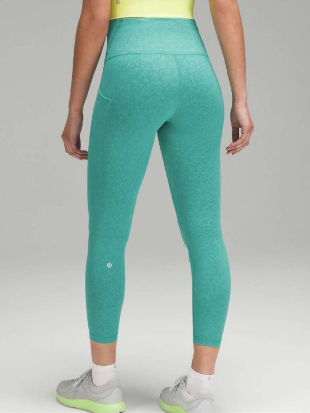 Lululemon Wunder Train HR Tight Pockets 25" EUC